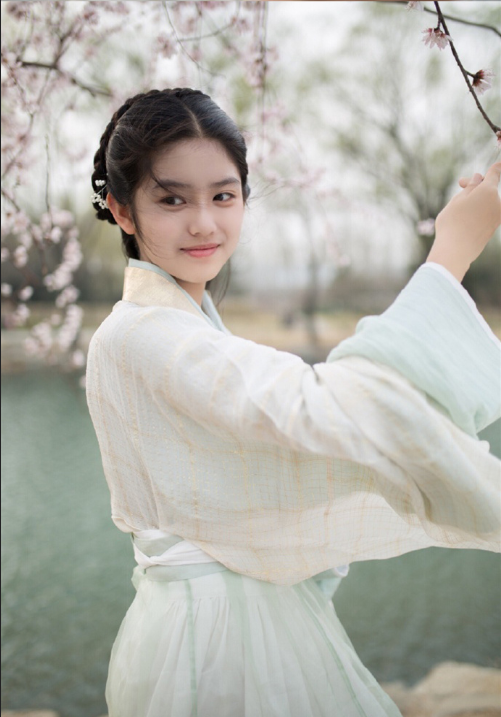 00后美女图片 古装美人赵蕴卓图片 2