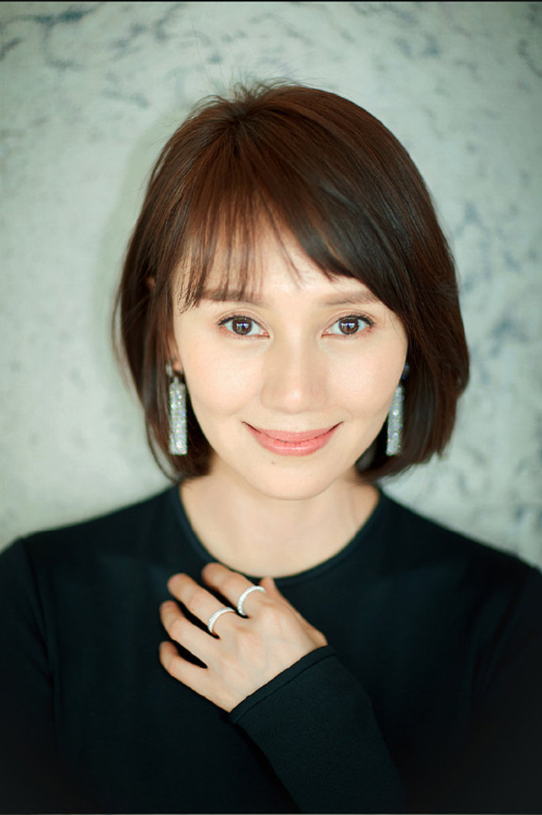 内地女演员袁泉图片 北京美女袁泉优雅写真图片 4