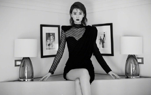上海美女明星乔欣出席Balmain 2020春夏秀场 6