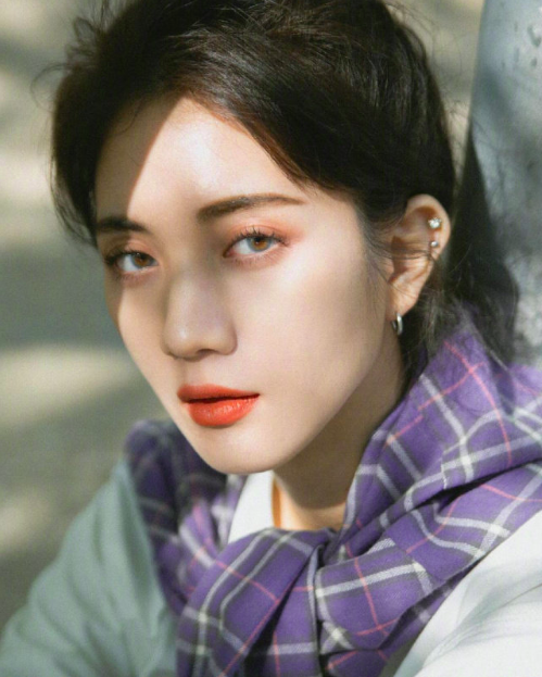复古港风韩国美女模特敏智민지원图片 8