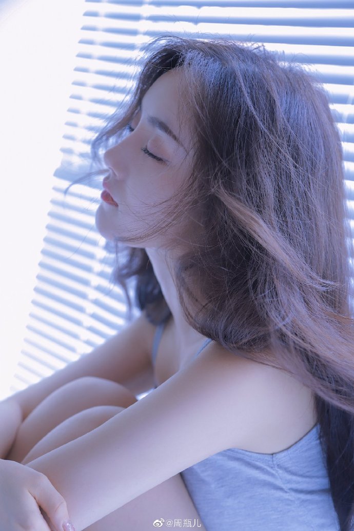 90后mm清纯美女图片 6