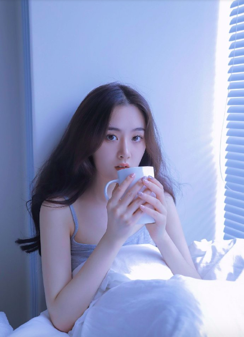 90后mm清纯美女图片 8