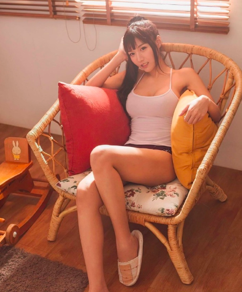 泰国美女图片 甜美女孩棉花糖图片 4
