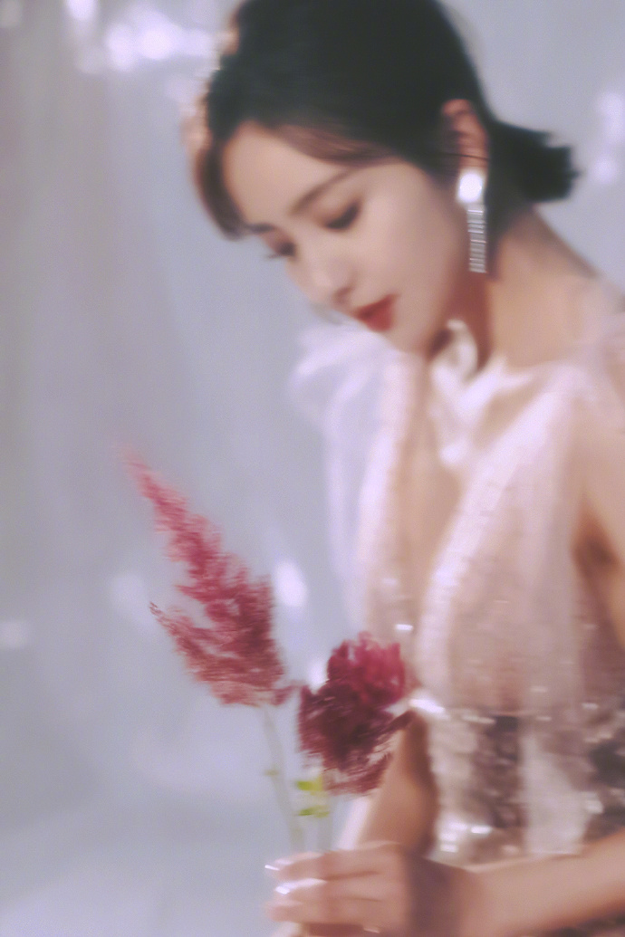 新疆美女图片 仙女在人间辣妈佟丽娅图片 5