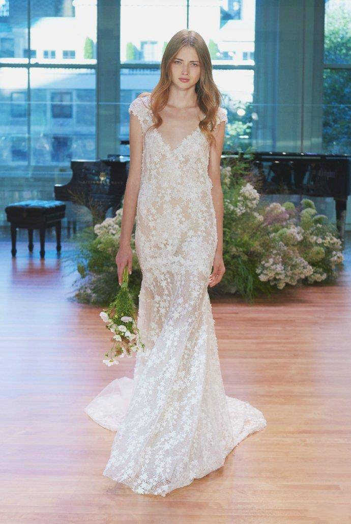 Monique Lhuillier梦幻优雅朦胧又性感的婚纱图片