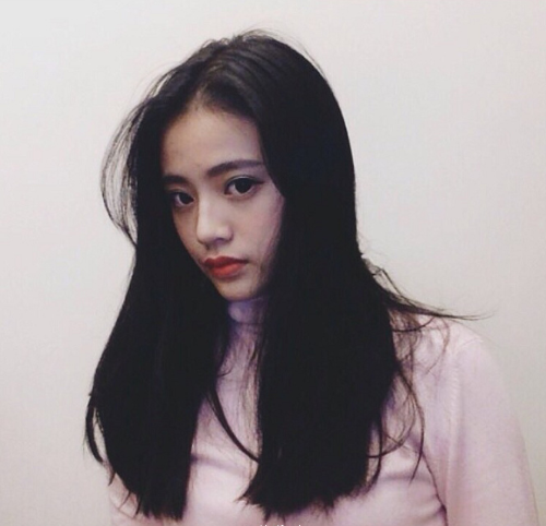 中长发发型清纯女孩图片 清纯美女图片 3