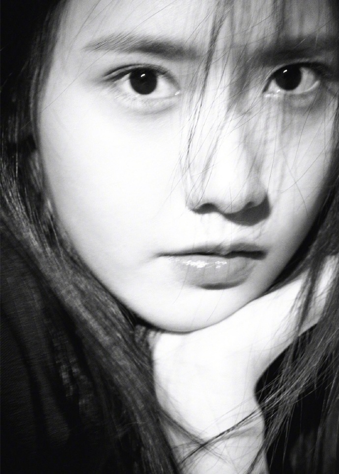 韩国美女林允儿绝美女友视角写真 14