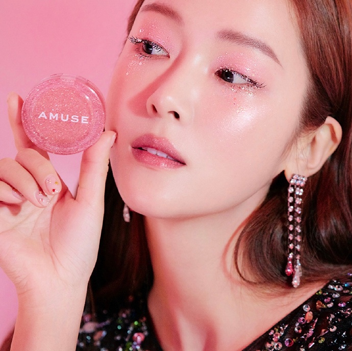日韩明星美女郑秀妍小雀斑妆好可爱图片 15