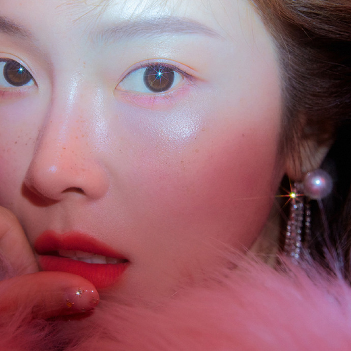 日韩明星美女郑秀妍小雀斑妆好可爱图片 16