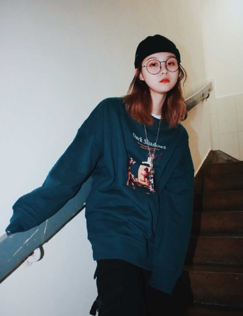 清纯校花嘻哈少女图片 8