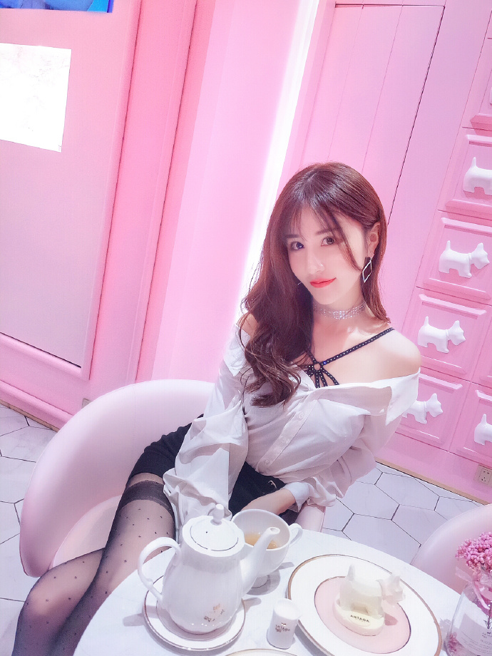 美丽和可爱并存的清纯mm美女图片