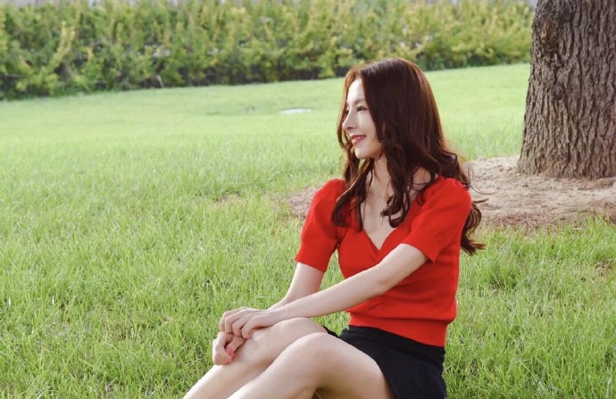 才女清纯mm美女艾莲娜图片 5