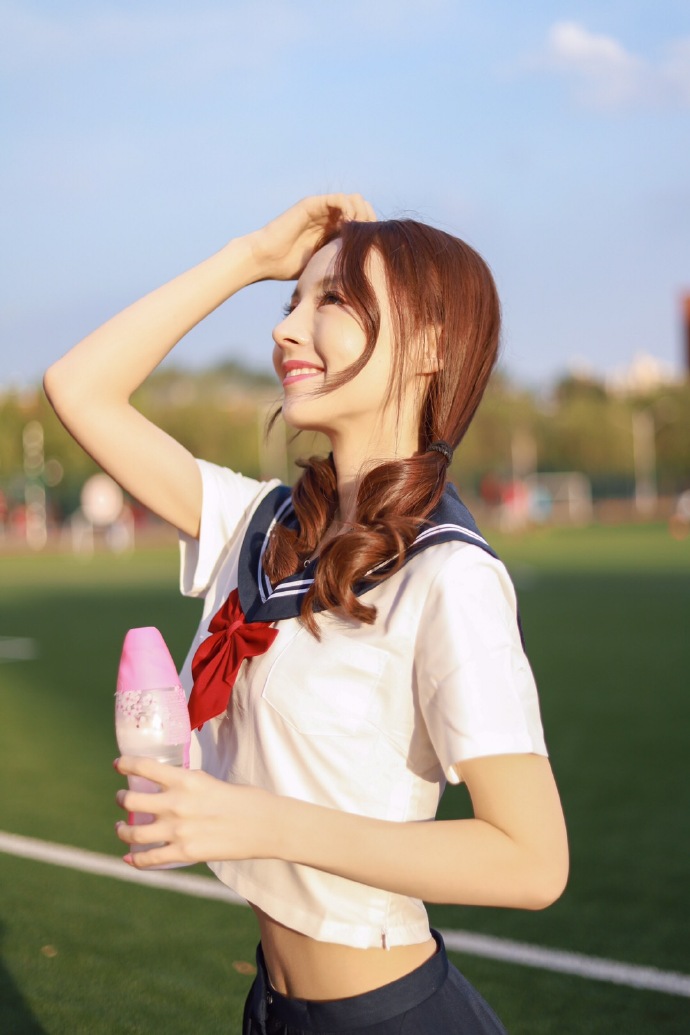 才女清纯mm美女艾莲娜图片 9
