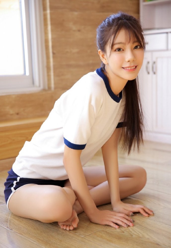 纯净白洁清纯美女图片 3