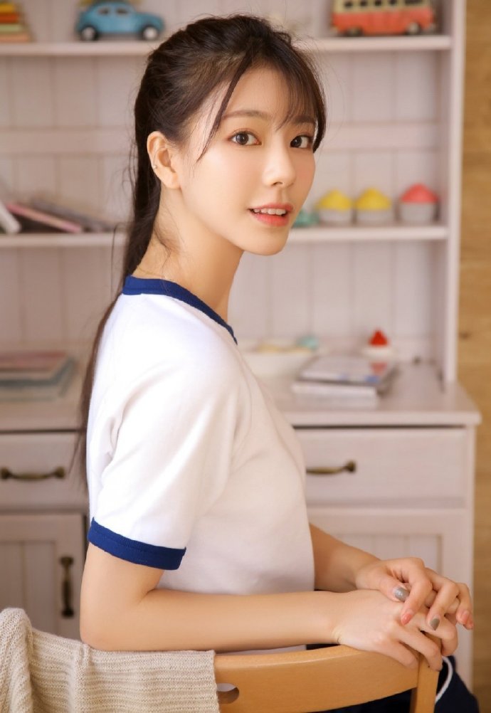 纯净白洁清纯美女图片 5