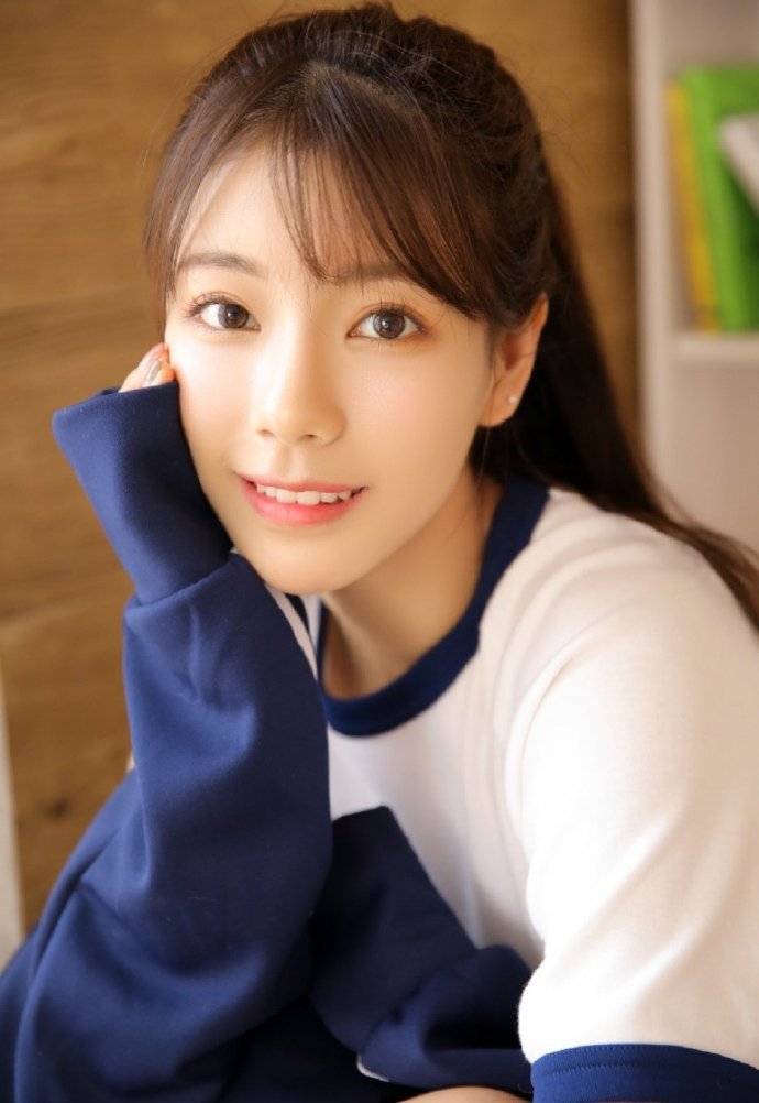纯净白洁清纯美女图片 9