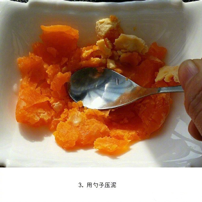 爽滑可口家常菜蟹黄豆腐的做法 5