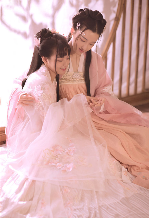 后宫佳丽古装美女图片 3