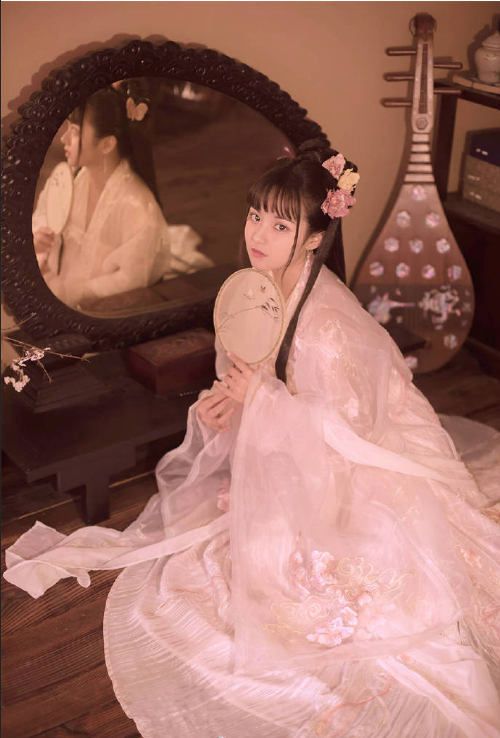 后宫佳丽古装美女图片 11