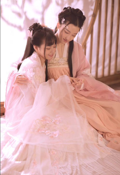 后宫佳丽古装美女图片 12