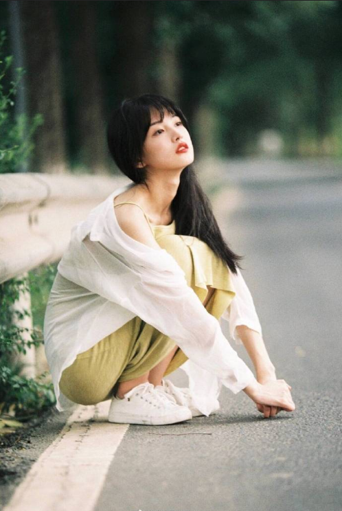 清纯少女大眼睛女孩小清新图片 5