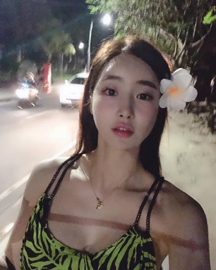可爱美女自拍照图片你觉得呢 7
