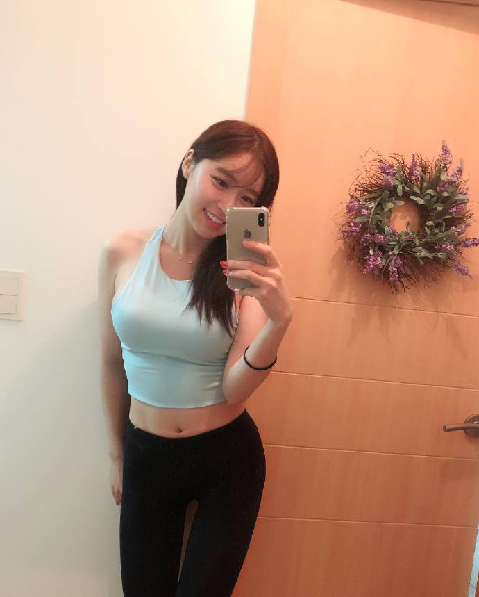 可爱美女自拍照图片你觉得呢 9
