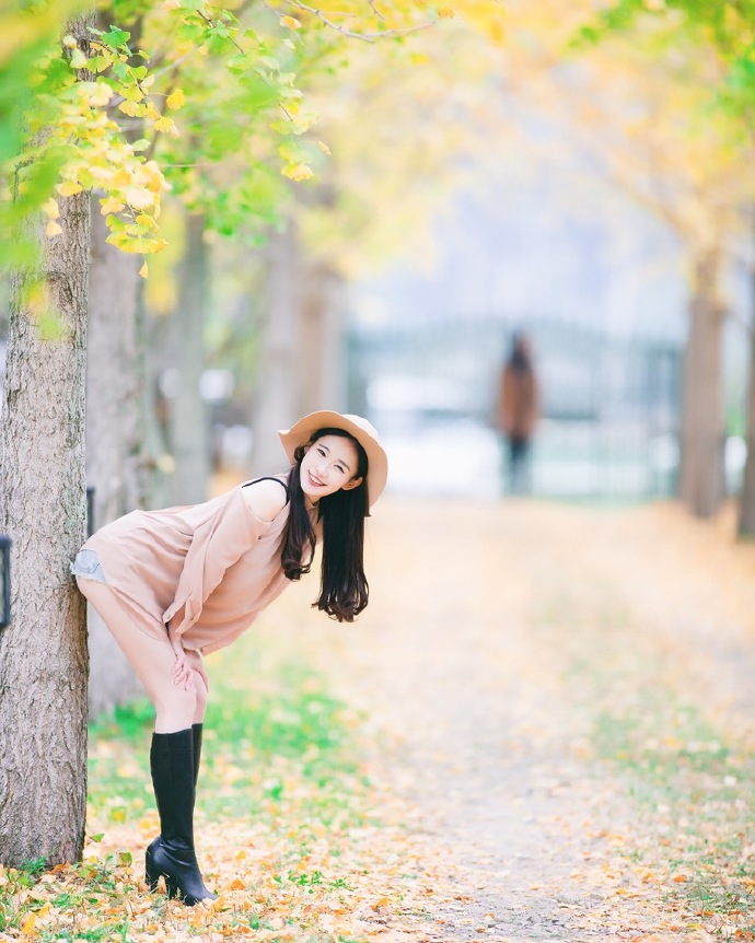 唯美小清新美女户外写真图片是心动的感觉 3
