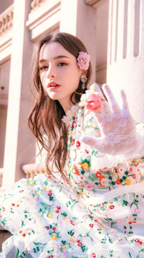 俄罗斯美女图片 俄罗斯女人Dasha Taran高颜值模特图片