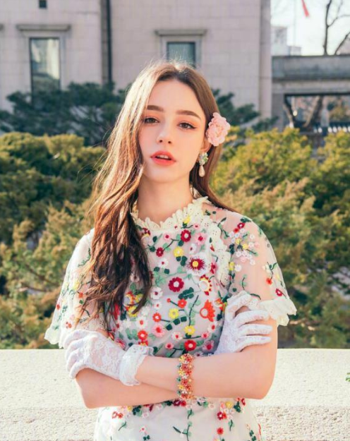 俄罗斯美女图片 俄罗斯女人Dasha Taran高颜值模特图片 9