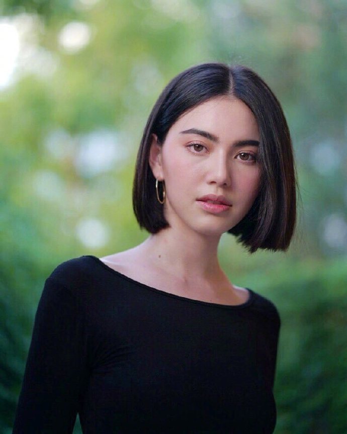 泰国美女明星Mai Davikah气质写真图片 5