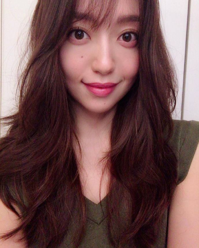 泪痣女生日本美女松岛花图片 8