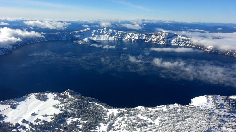 美国火山口湖国家公园优美风景图片 7