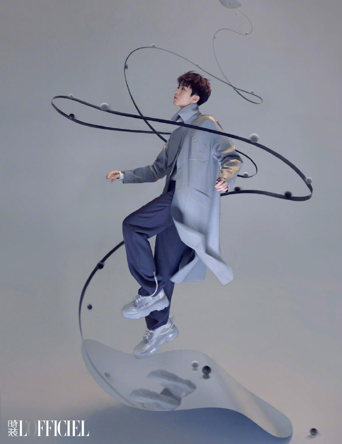 中国男明星tfboys王俊凯图片2020时装开年刊封面 12