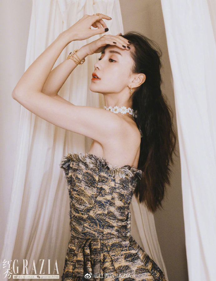 中国明星美女Angelababy图片红秀封面大片 8