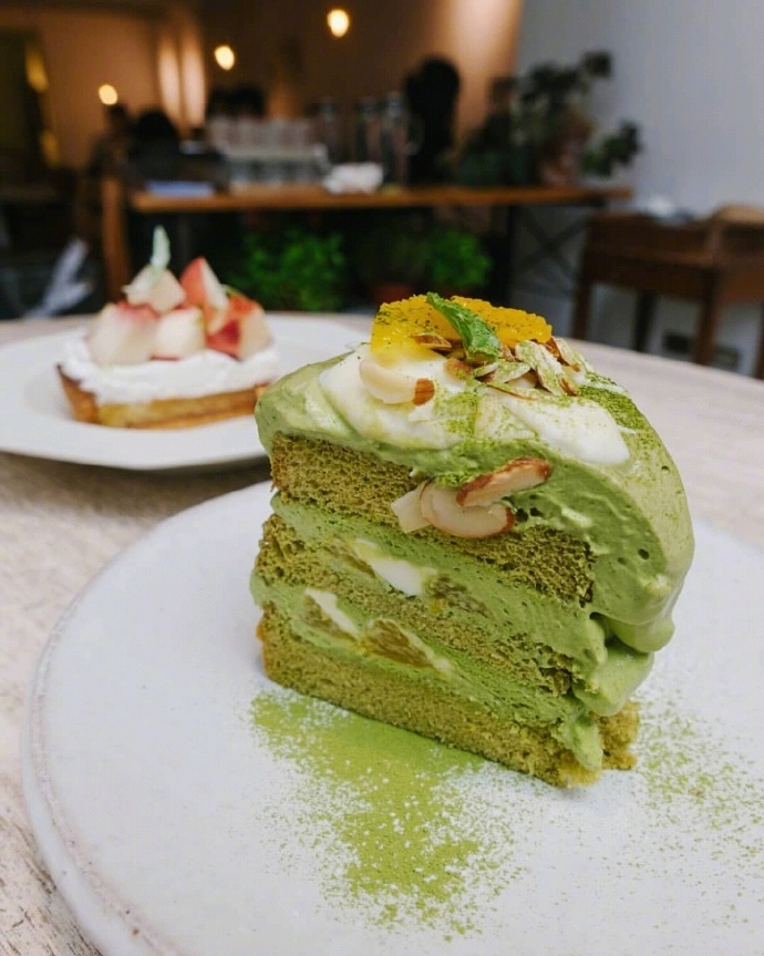 诱人的抹茶味甜点蛋糕图片 9
