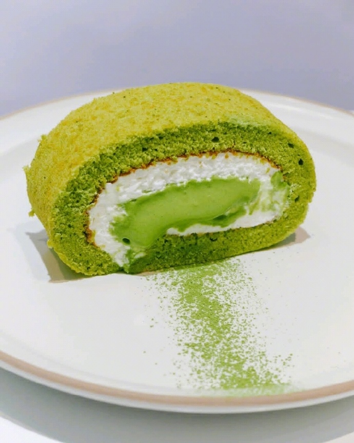 诱人的抹茶味甜点蛋糕图片 11