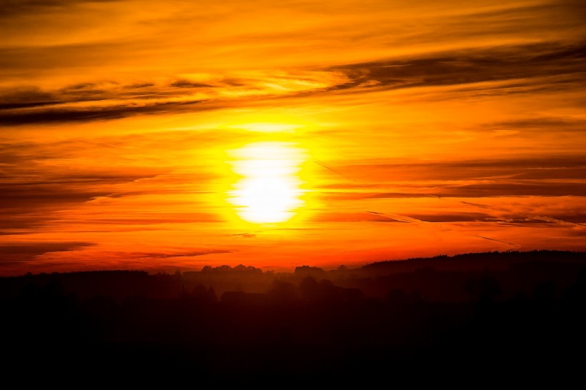 大自然风景唯美的夕阳晚霞图片