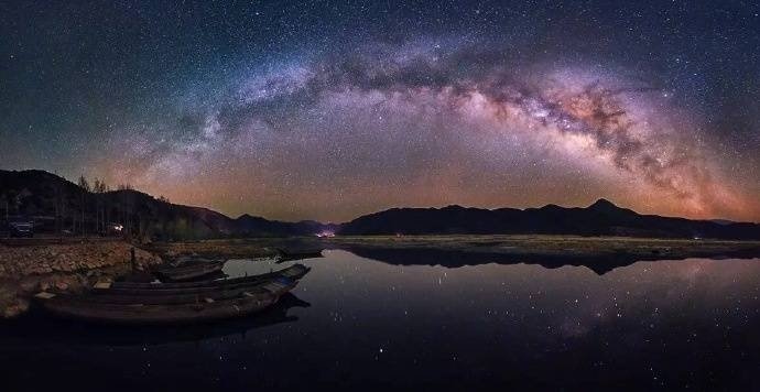 中国夜景泸沽湖的星空​图片 3