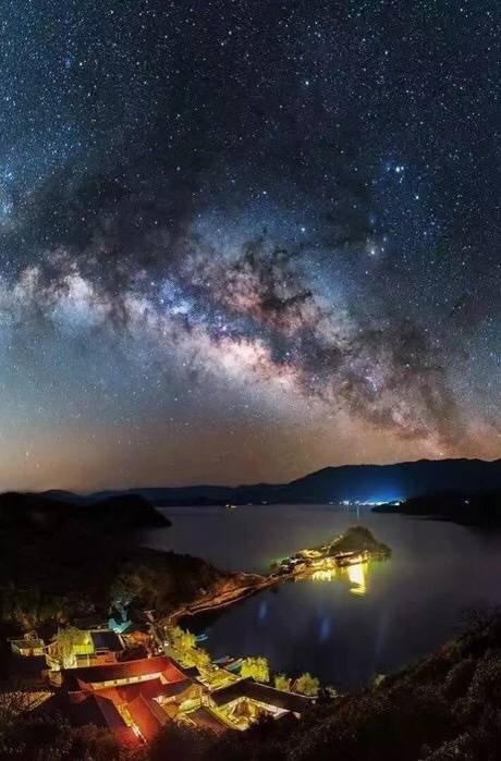 中国夜景泸沽湖的星空​图片 6