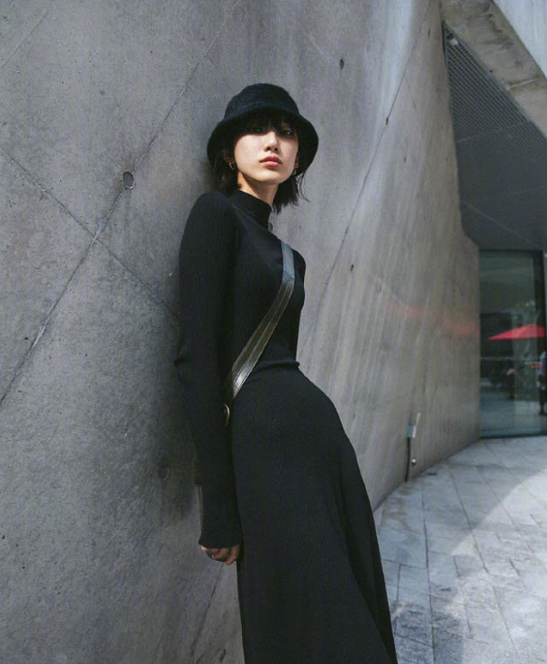 禁欲系韩国短发美女麻豆Song Hwa Oh图片 4