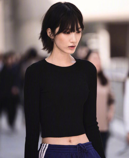禁欲系韩国短发美女麻豆Song Hwa Oh图片 6