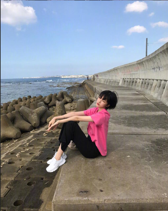禁欲系韩国短发美女麻豆Song Hwa Oh图片 9