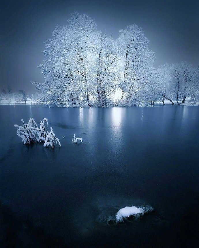 芬兰旅游大雪纷飞梦幻的雪白世界图片 4