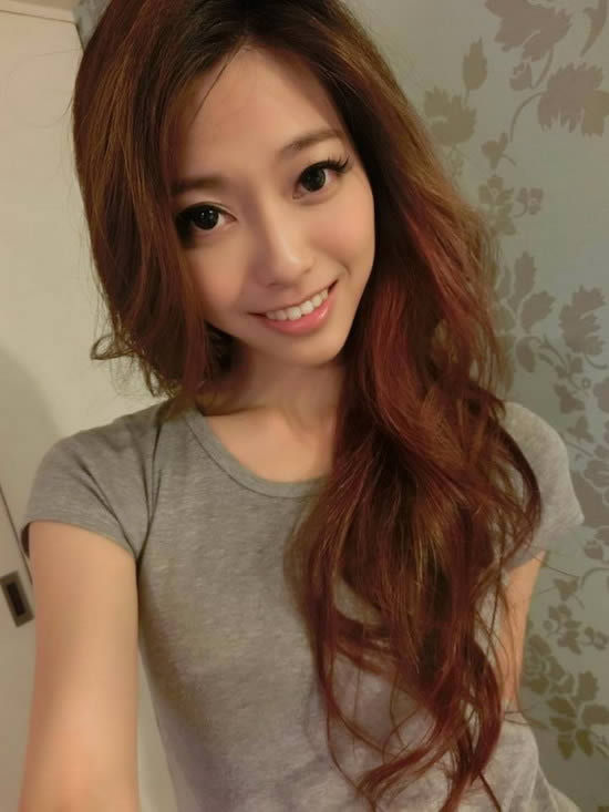高颜值纯天然极品美女自拍照图片 9