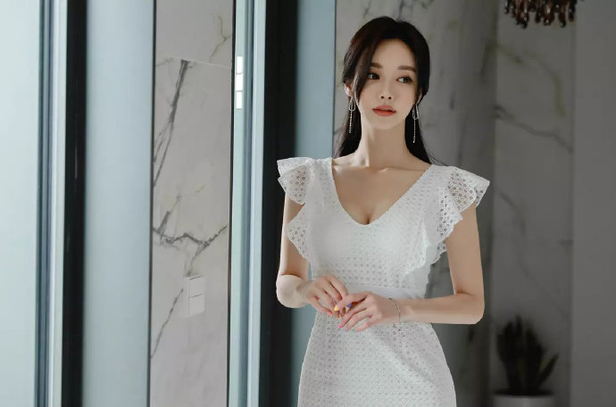韩国漂亮女人孙允珠图片 5