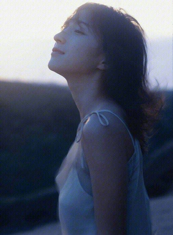 唯美意境漂亮美女图片 7