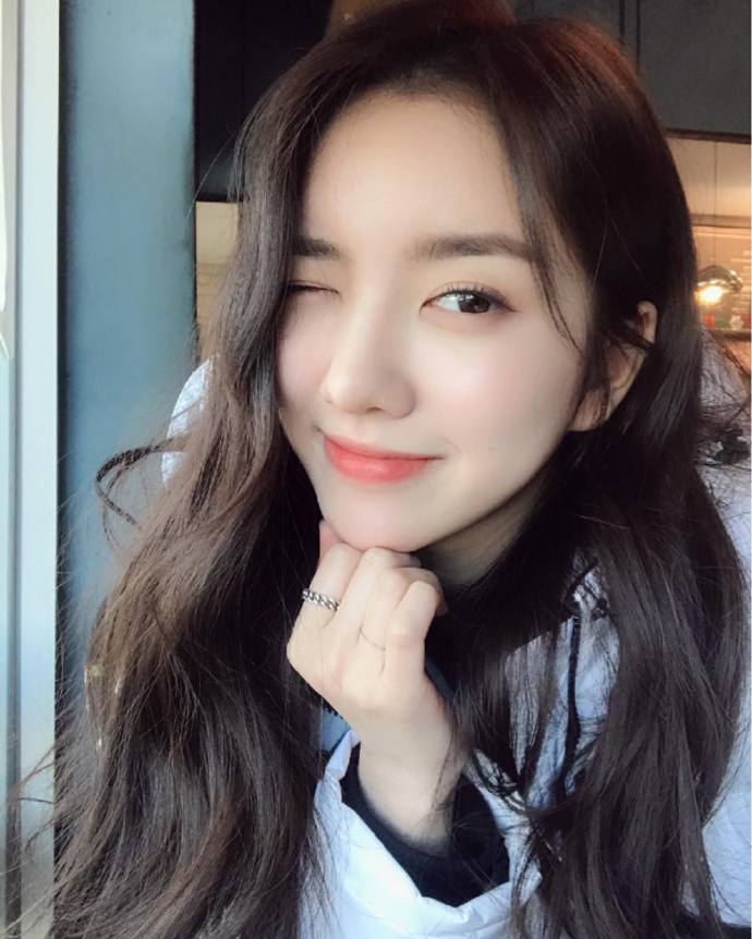 韩国美女图片 女团Red Velvet金艺琳高颜值图片 4