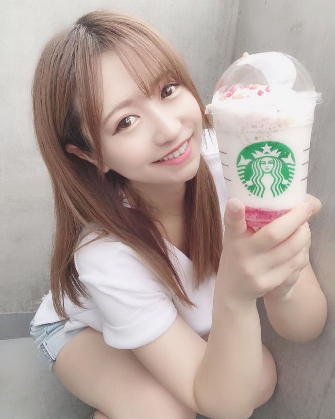白白嫩嫩的卡哇伊清纯可爱女生图片 4