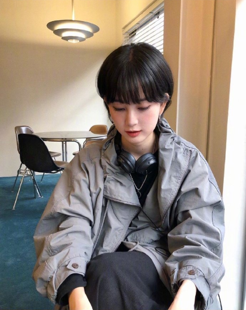 韩国美女은아可爱元气短发女生图片 9